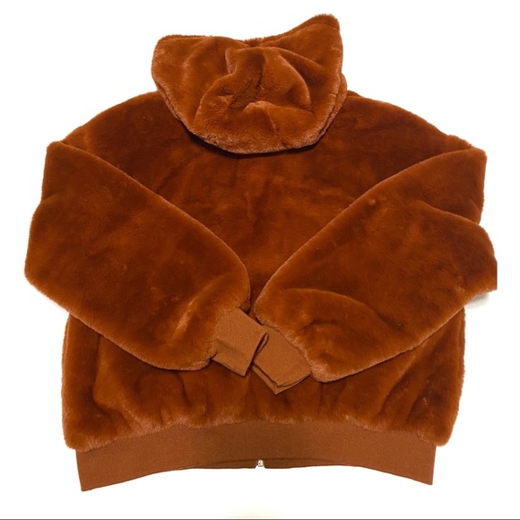 New York & Company Hooded Faux-Fur Bomber Jacket Color Camel NWOT - Picture 6 of 10